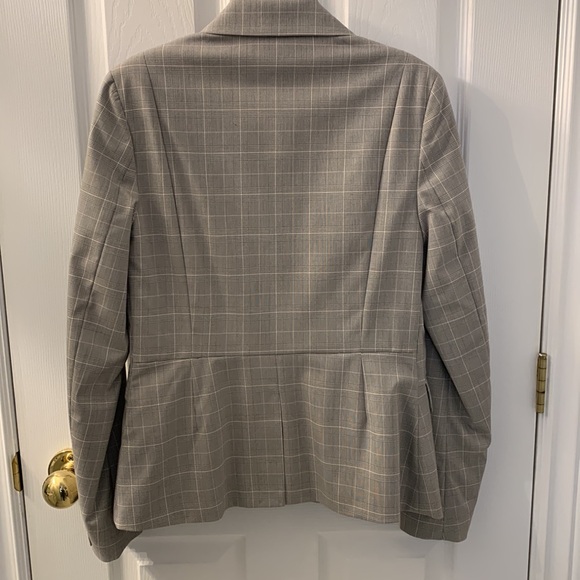 New York & Company stretch blazer. Gray with soft pink . Size 4 - Picture 7 of 11